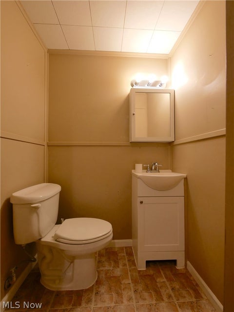 Tiny photo for 103 Jefferson Street, St Clairsville, OH 43950 (MLS # 5255814)