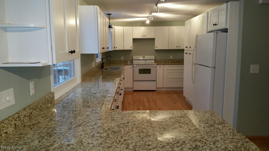 Bathcrest Estates - Residential