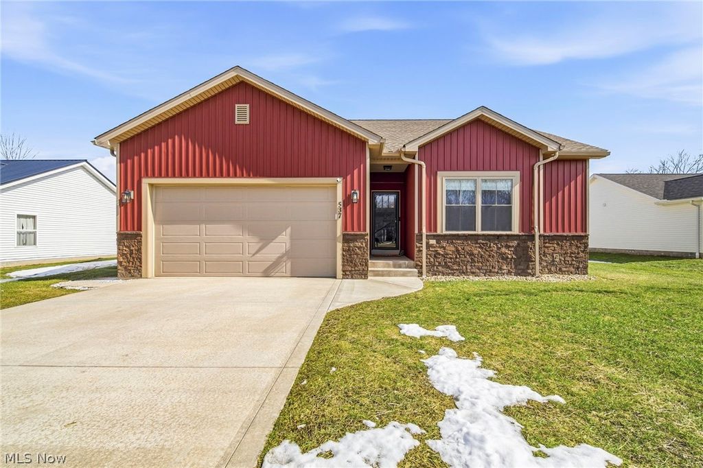 Photo of 537 Rome Rock Creek Road, Roaming Shores, OH 44084 (MLS # 5188407)