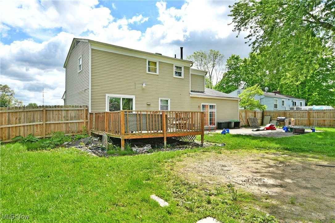4061 Aleesa Drive, Warren, Ohio image 3
