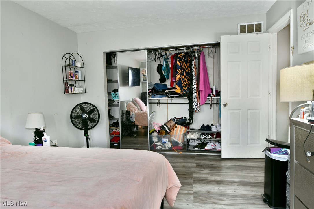 4061 Aleesa Drive, Warren, Ohio image 26