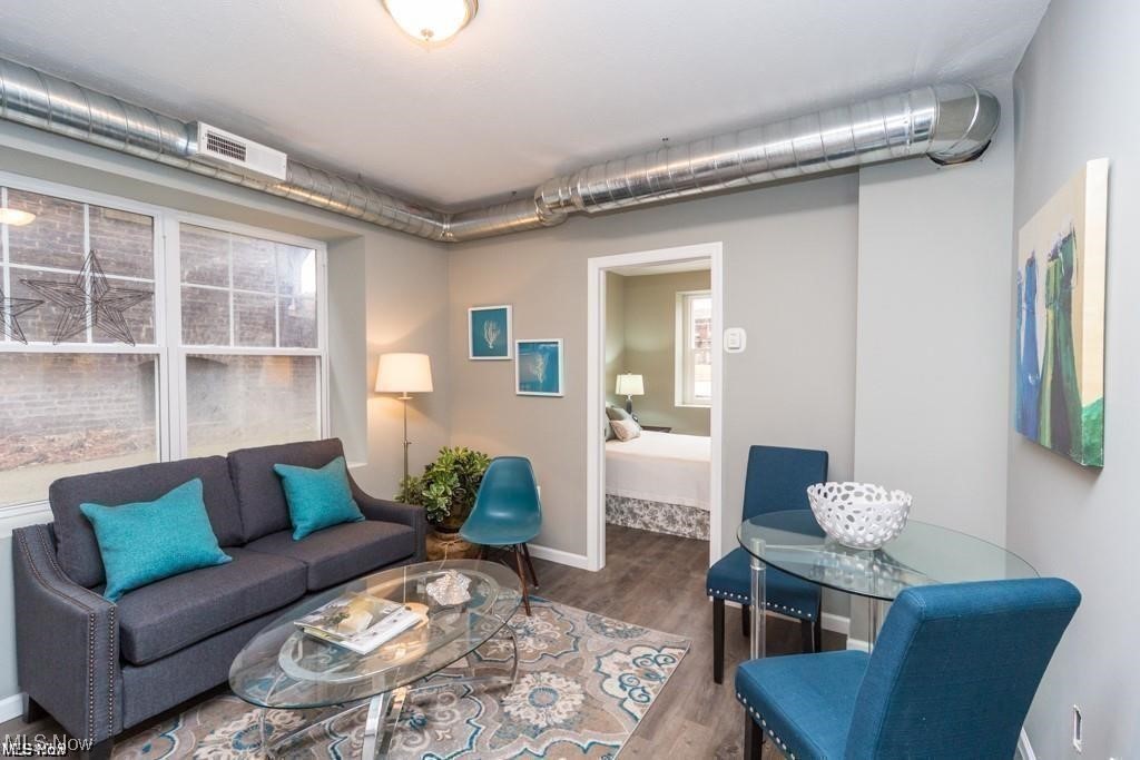 Lakewood Park - Residential Lease