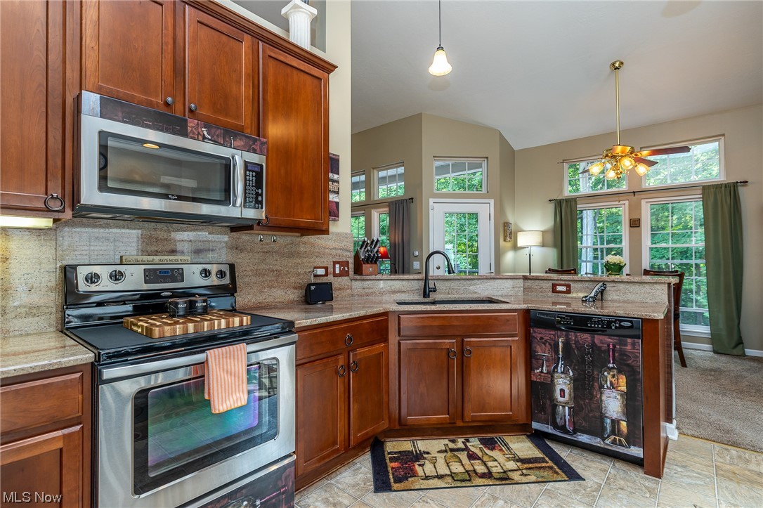 Ridgewood Falls Detached Condo - Residential