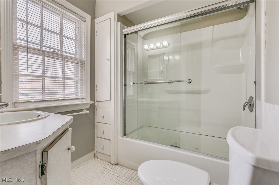 Edwin A Reeves Montevista Sub - Residential Lease