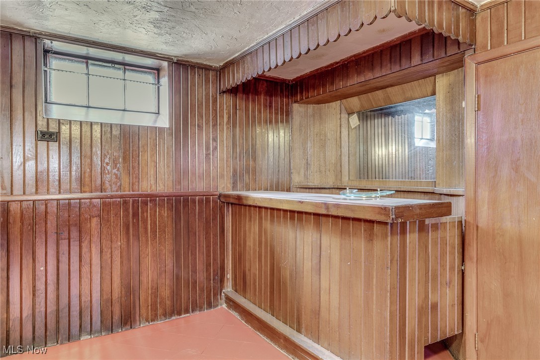 Edwin A Reeves Montevista Sub - Residential Lease