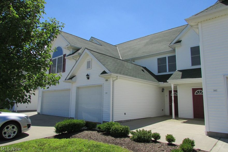 Cottonwood Place - Condo in Cardinal Schools. 1428 sq.ft. Townhome with a 1 car garage. Living room w/gas fireplace. Sliding glass doors to Patio. Owner pays the condo fee. Huge kitchen with pass-thru counter to Dining area. Large Pantry and a storage closet & a front hall 1/2 bath at the one car garage entrance and a foyer. Upstairs two bedrooms: A private Master suite with the laundry closet and master bath, a full hall bath and the 2nd bedroom. Central Air and Gas heat. Lovely area off Rt. 528 just N. of Rt. 87 so you have Middlefield Village water/sewer, but with fields around you. Your own patio space in the rear and extra parking in the general area. Even a gazebo and play area in the cul de sac near the mail boxes. When pulling in you are the center of the left side condo building. Listing photo's may be of a like unit, but similar in the lay out. Tenant pays for gas, electric and monthly water/sewer. Condo includes garbage and mowing and plowing. Owner looking for a 2 year leas