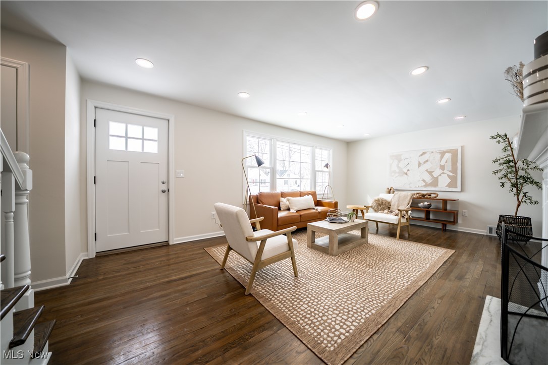 2279 N Taylor Road, Cleveland Heights, Ohio image 4