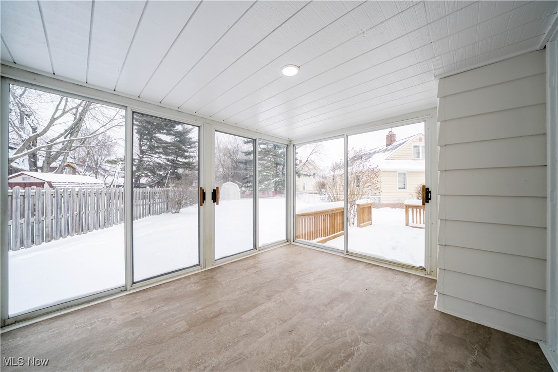 2279 N Taylor Road, Cleveland Heights, Ohio image 28