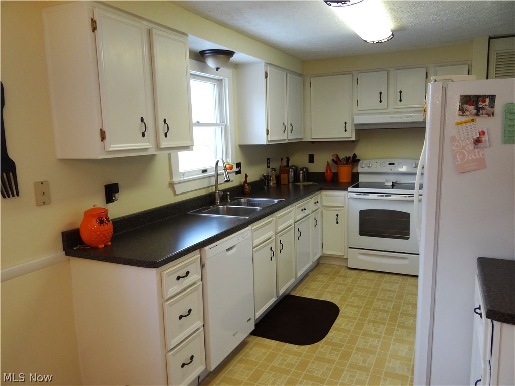 Twin Oaks - Residential