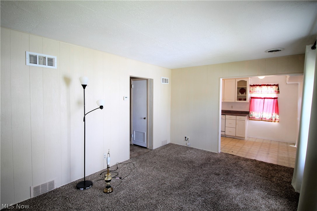 Akers Dellenberger - Residential