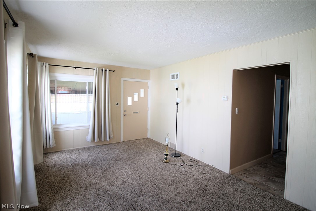 Akers Dellenberger - Residential