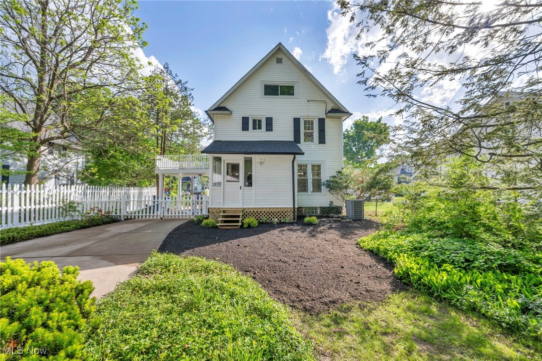 38007 Barber Avenue, Willoughby, Ohio image 36