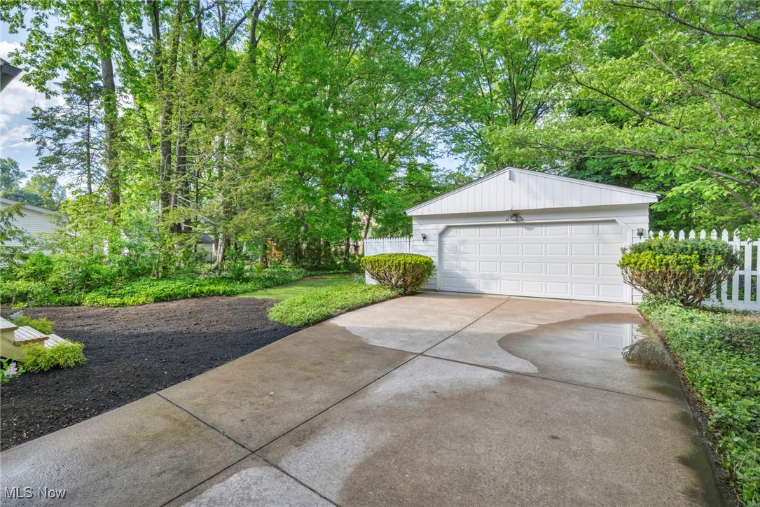38007 Barber Avenue, Willoughby, Ohio image 33