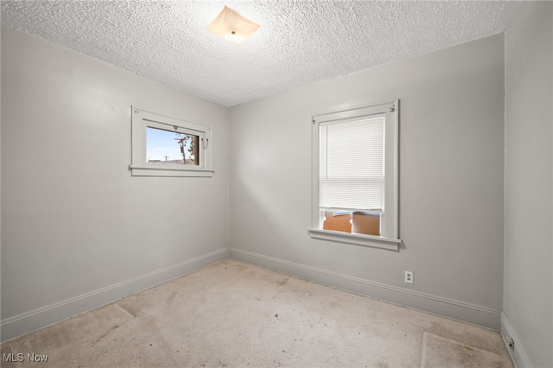 Grace Ave Allotment/E Nicholso - Residential Income