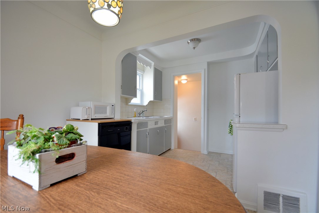 Ridgewood 05 - Residential