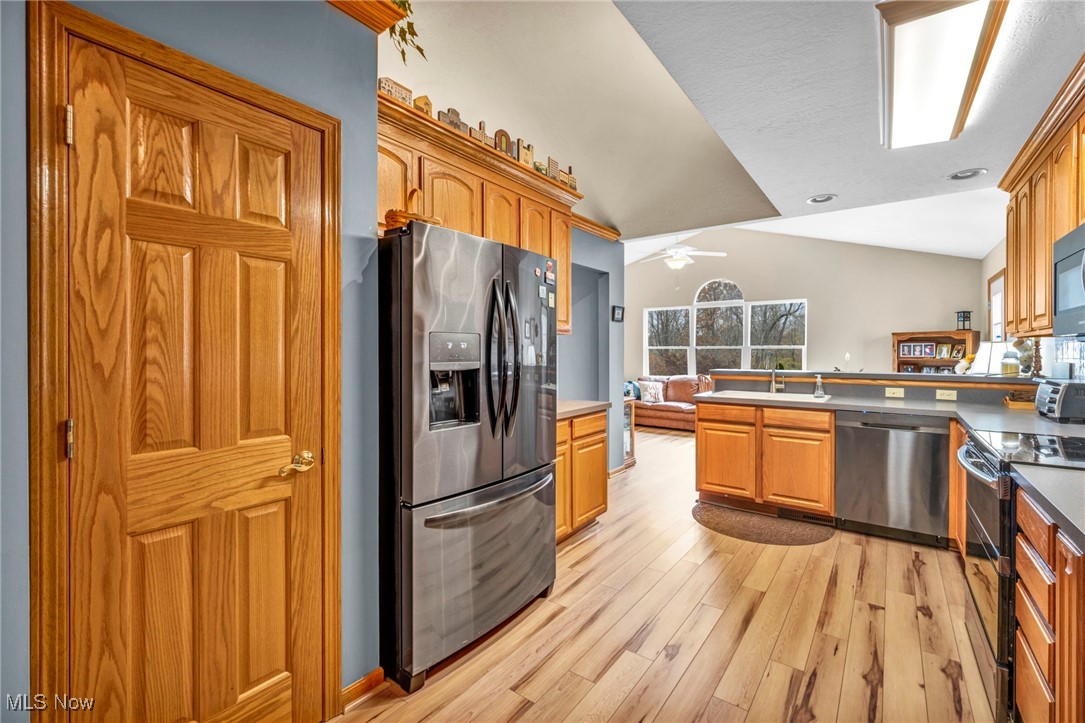 Reserve/Meadows Condo Ph 02 - Residential