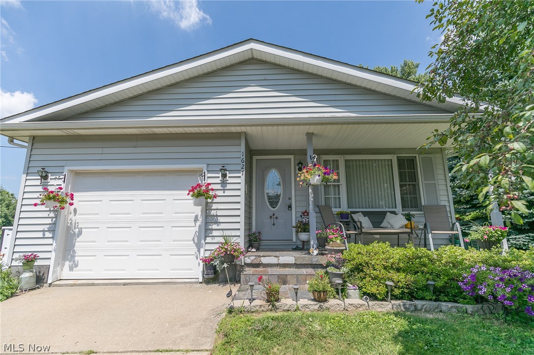 An exceptional 3 bedroom ranch that was built in 1991 and remolded completely just a few years ago. The eat in kitchen has stainless steel appliances. An open living room, large bedrooms, and nice bath round out the first floor. There is a full basement, attached garage, front porch, and so much more.