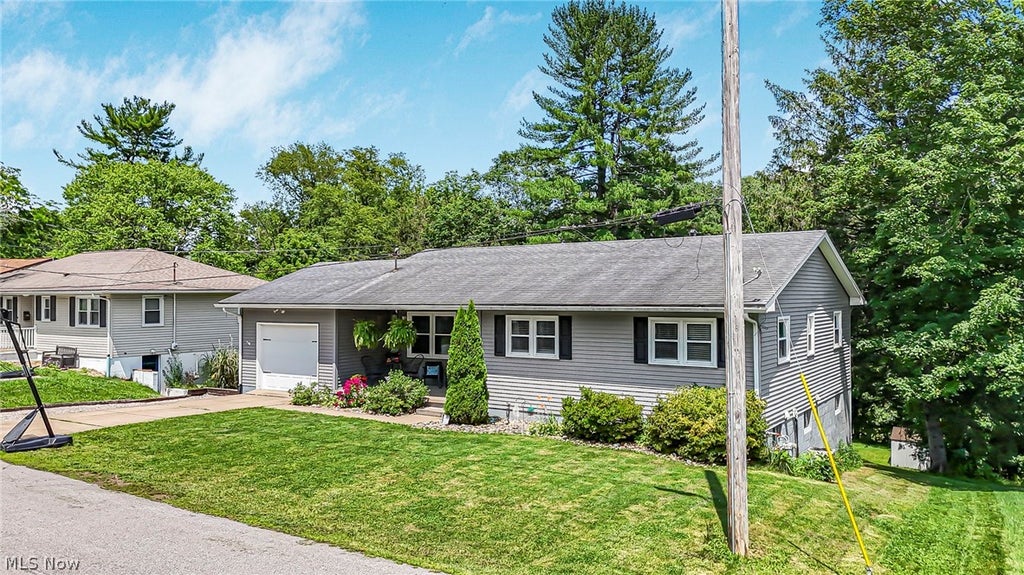 Photo of 7 Garfield Avenue, New Concord, OH 43762 (MLS # 5223497)