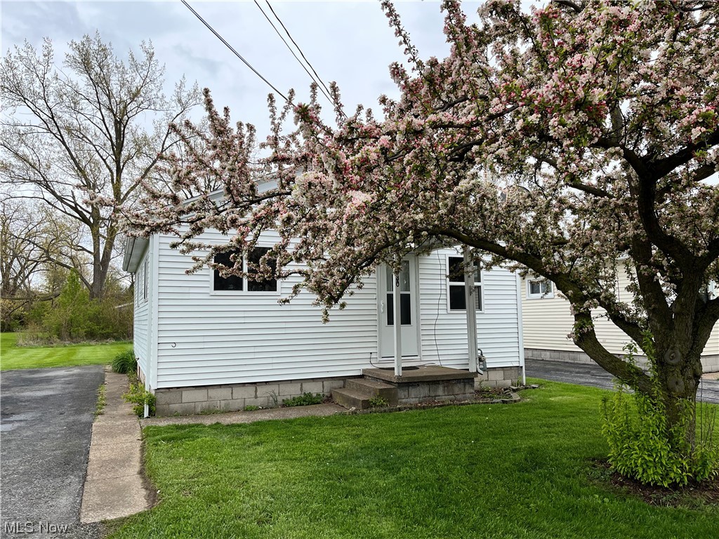 First St Sandusky Bus Sub - Residential
