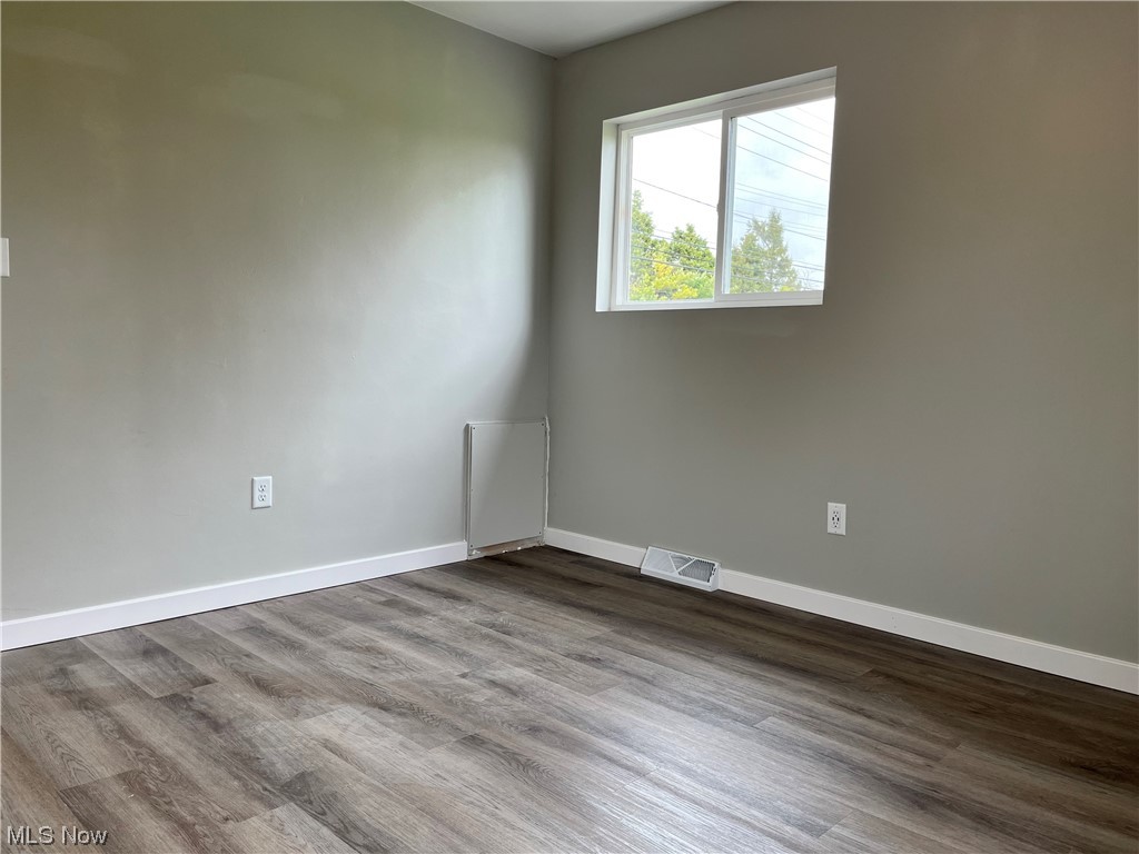 First St Sandusky Bus Sub - Residential