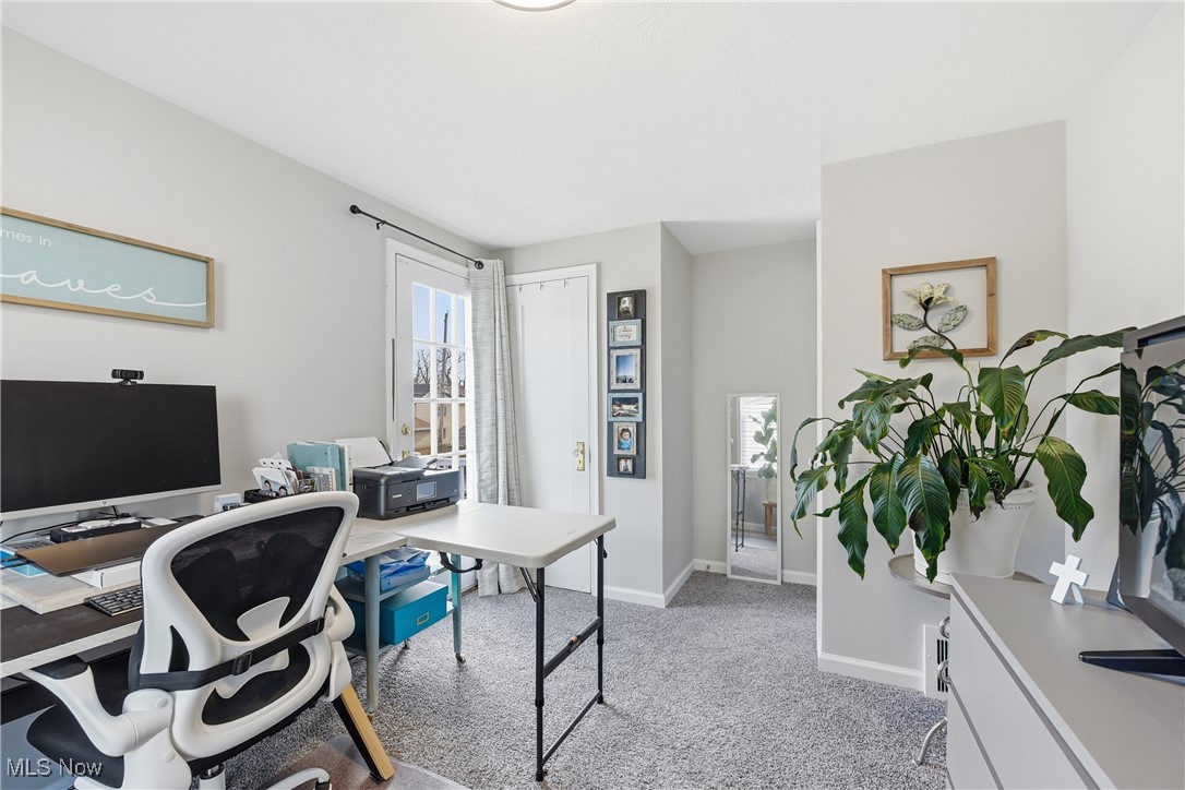 Lake View Park Realty - Residential