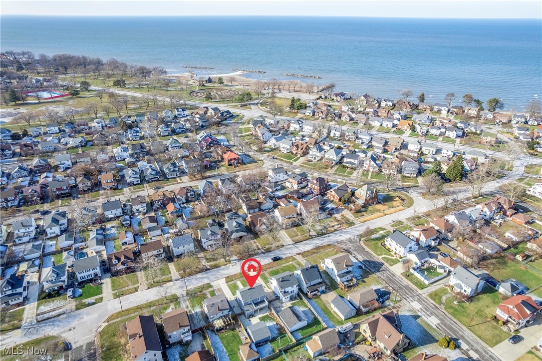 Lake View Park Realty - Residential