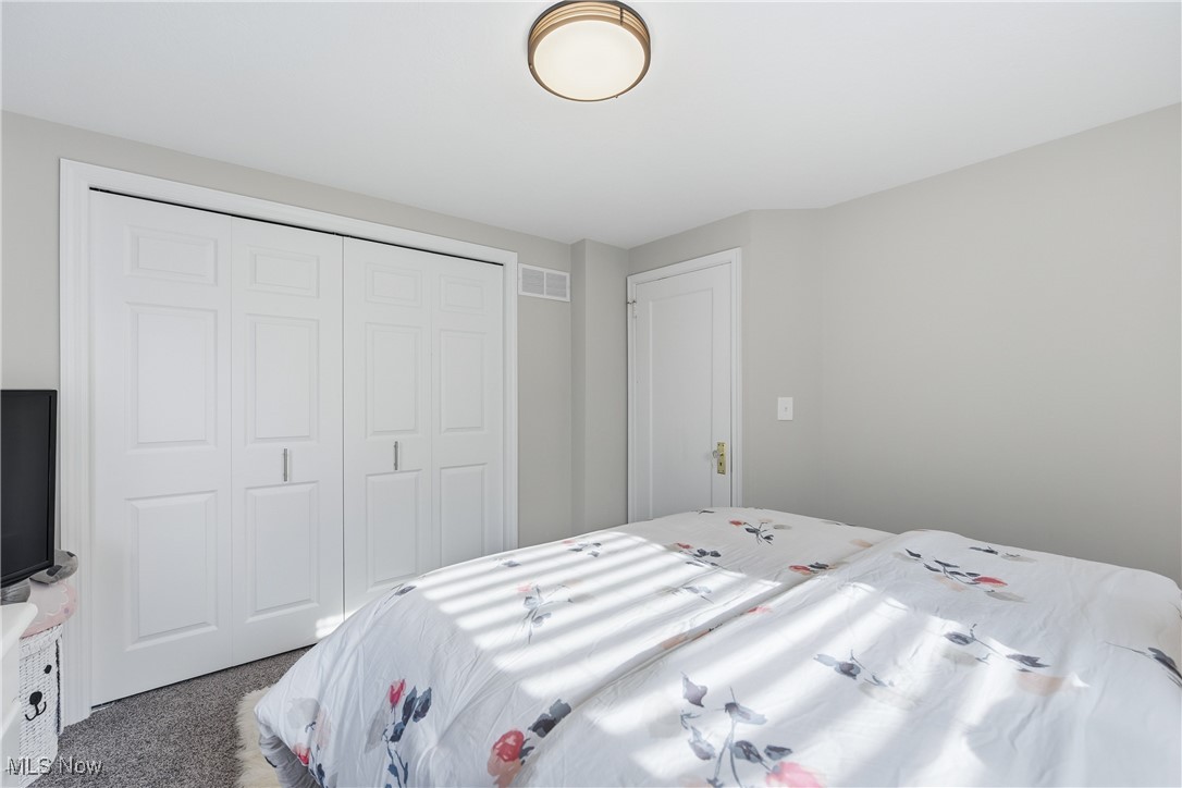 Lake View Park Realty - Residential