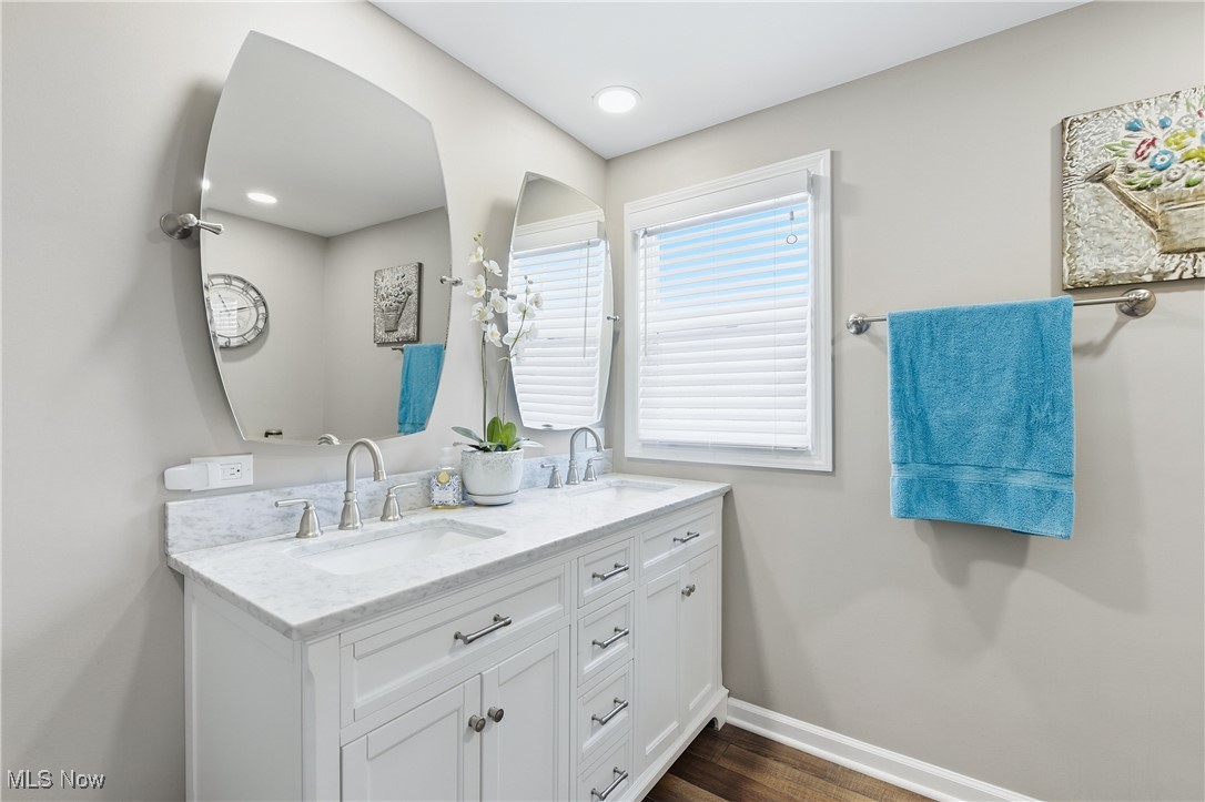 Lake View Park Realty - Residential