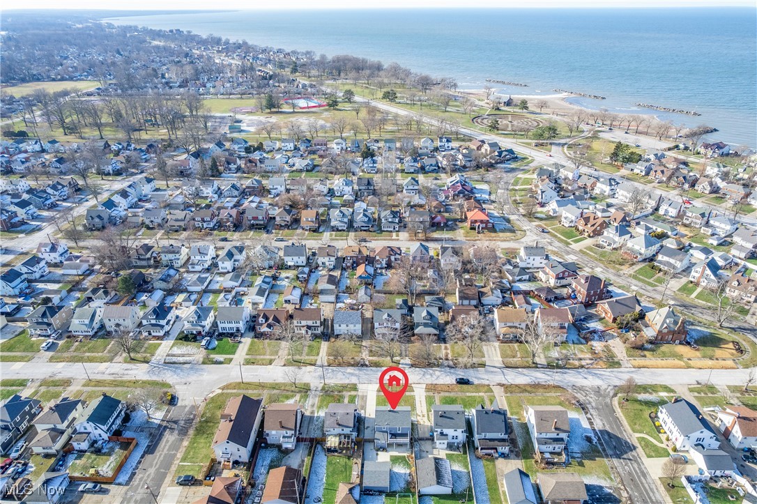 Lake View Park Realty - Residential