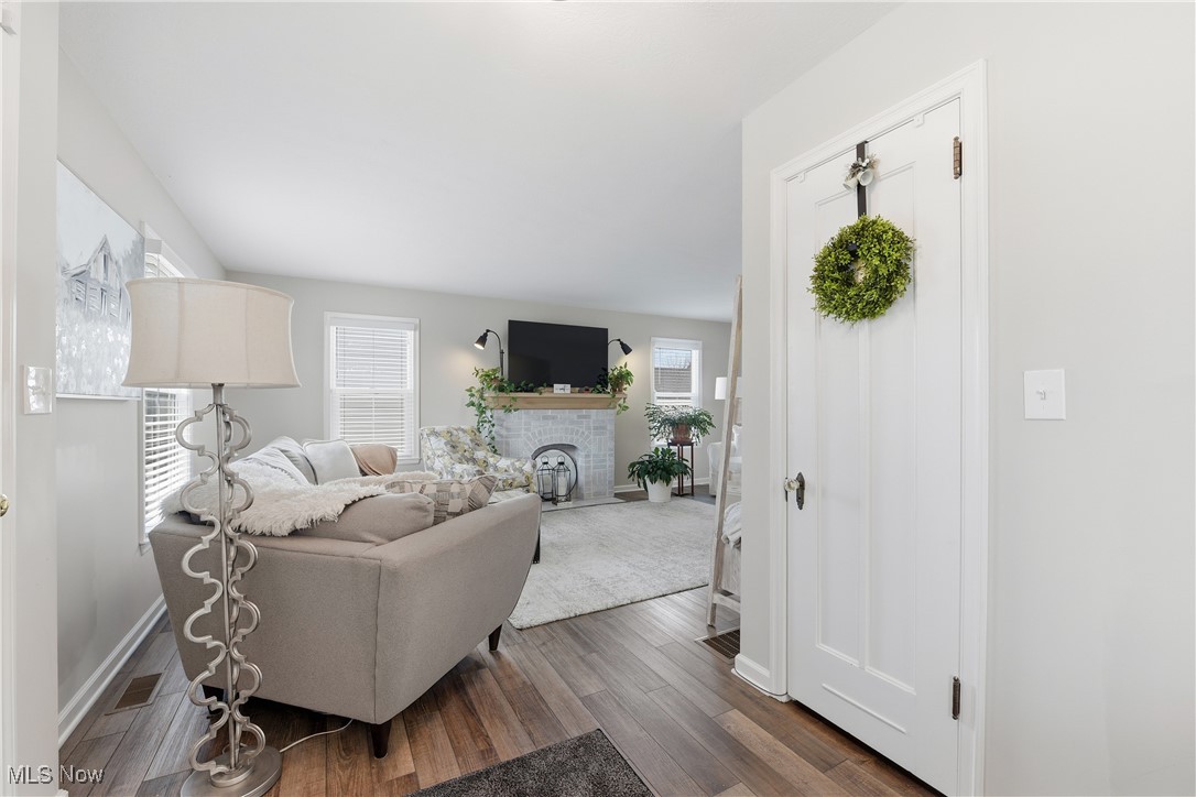 Lake View Park Realty - Residential