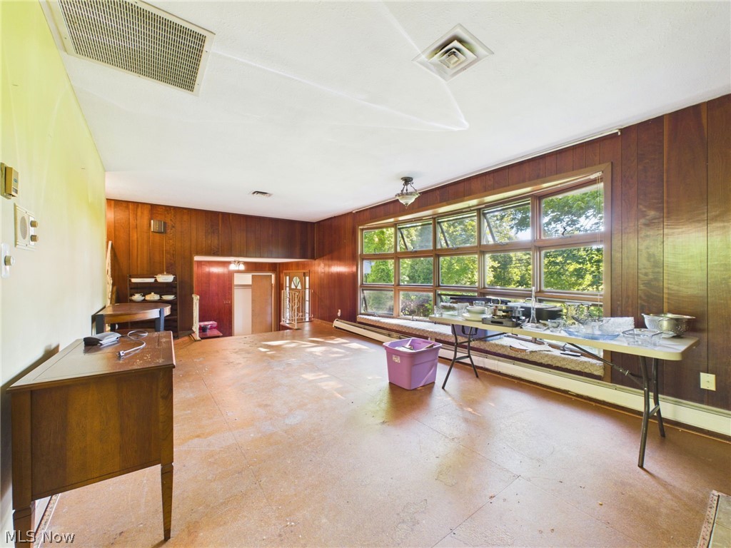 2648 River Road