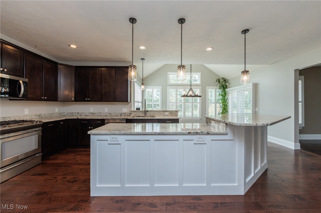 Fox Meadow - Residential