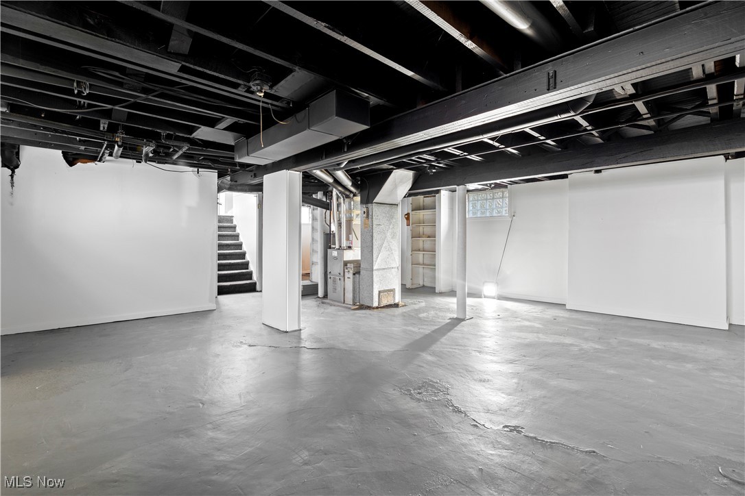 Pearl Rdg Realty Cos West Park - Residential