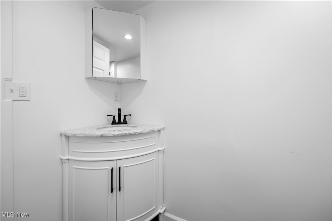 Pearl Rdg Realty Cos West Park - Residential