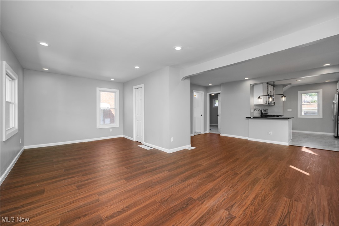 Pearl Rdg Realty Cos West Park - Residential