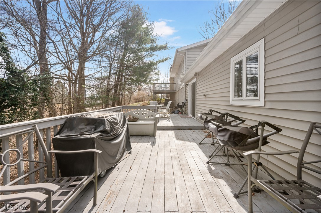 70 Iroquois Trail, Malvern, Ohio image 4