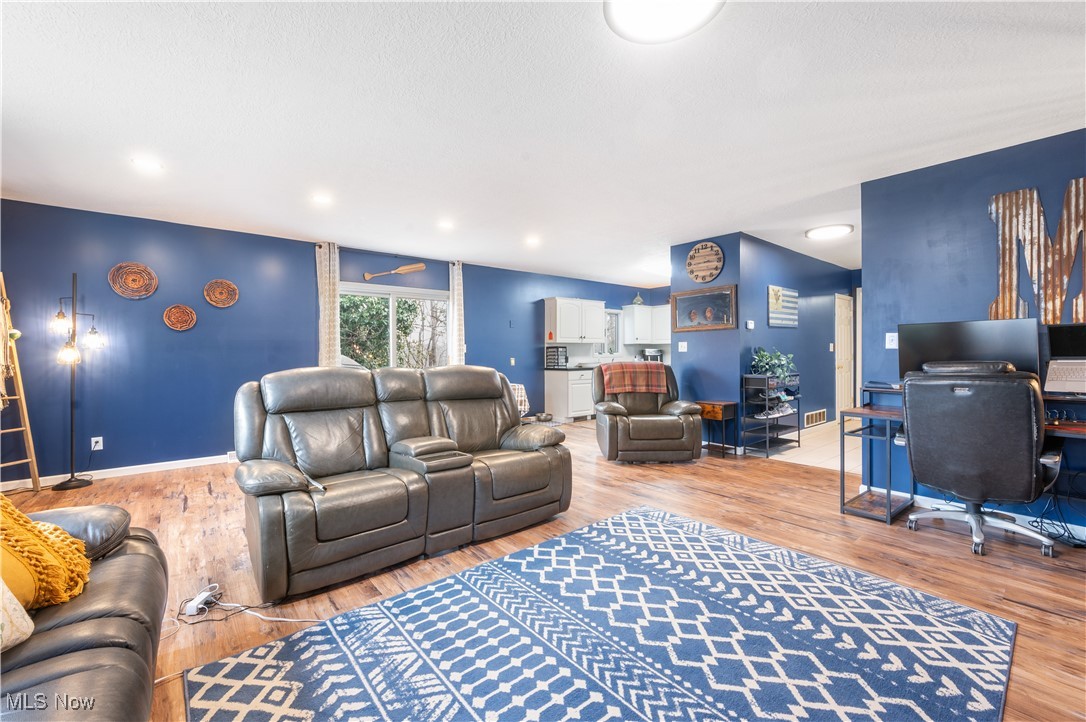 70 Iroquois Trail, Malvern, Ohio image 20