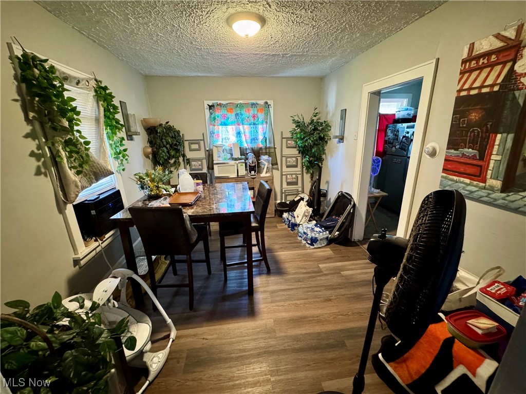 Canton - Residential Income