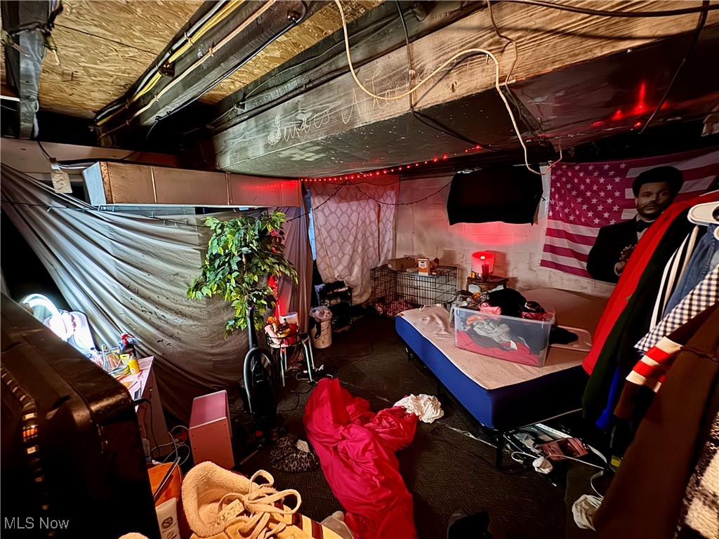 Canton - Residential Income