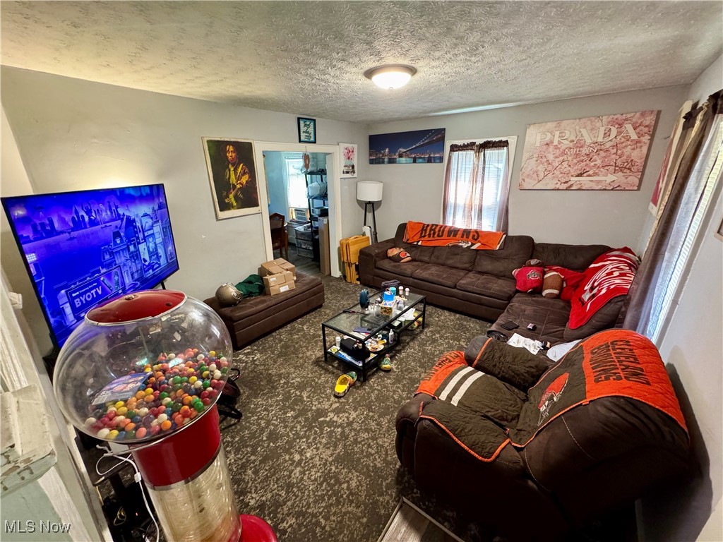 Canton - Residential Income