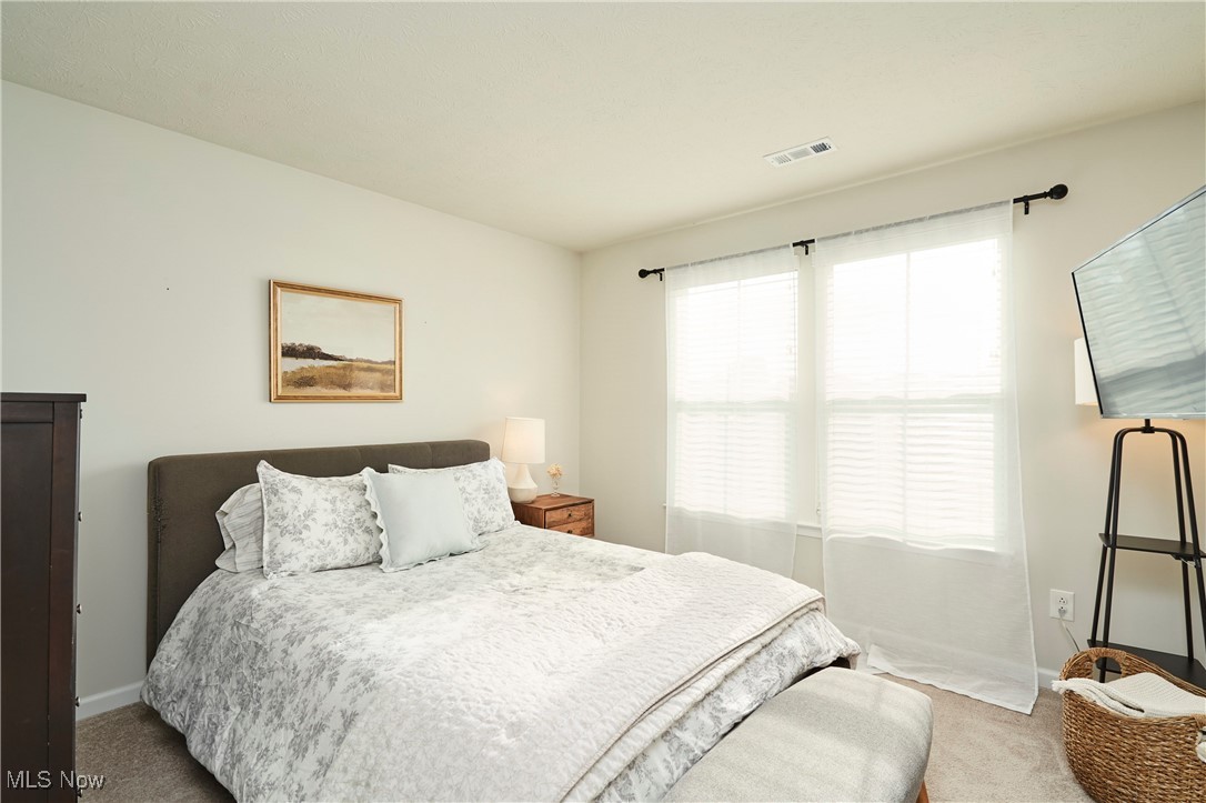 Towns/Cedar Crest - Residential