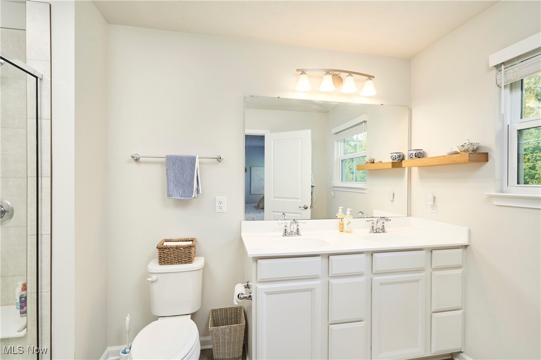 Towns/Cedar Crest - Residential