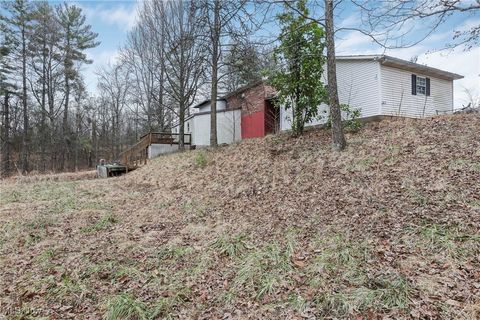 Tiny photo for 232 McGill Road, Vincent, OH 45784 (MLS # 5179968)