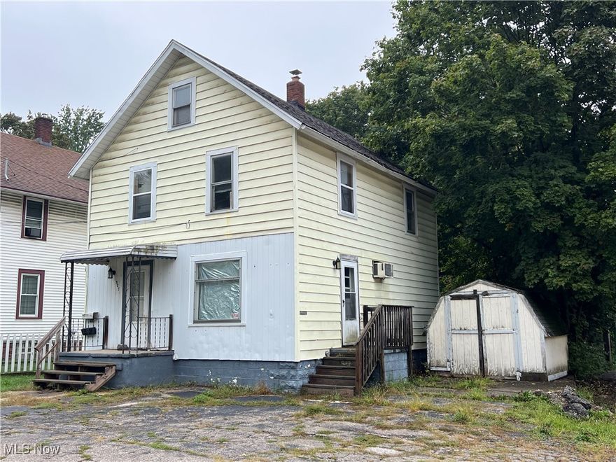 3 bedroom 1.5 bath 2-story with newer roof and updated furnace. Buy now and use it as a winter rehab project.
Owner may finance with significant down payment