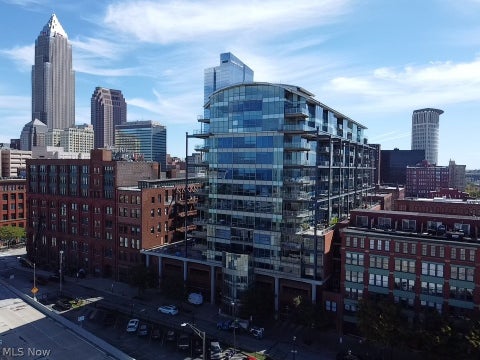 Condo For Sale - 701 W Lakeside Avenue<br/> Cleveland, OH 44113