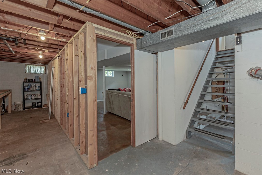 Village/Chardon - Residential