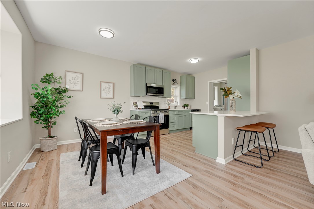 1385 Ormond Avenue