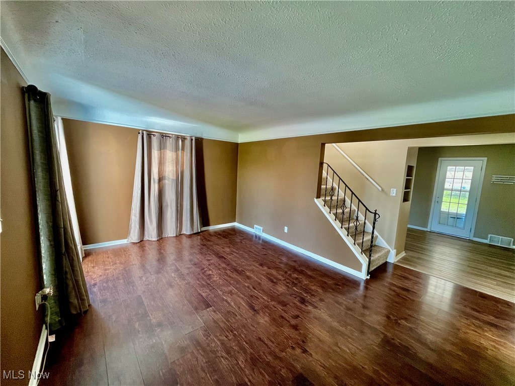 29430 Green Drive, Willowick, Ohio image 2