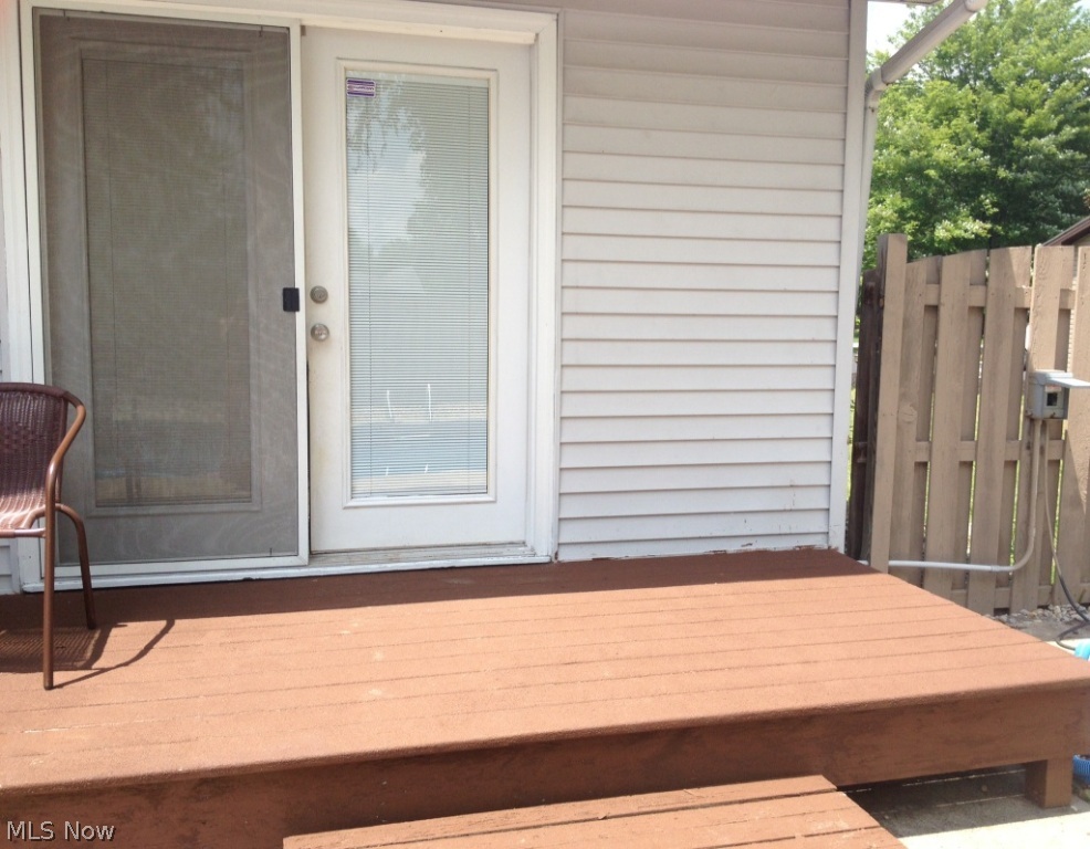 Lake Shore - Residential