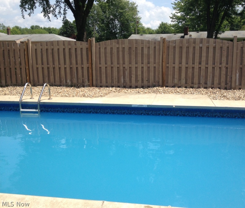 Lake Shore - Residential